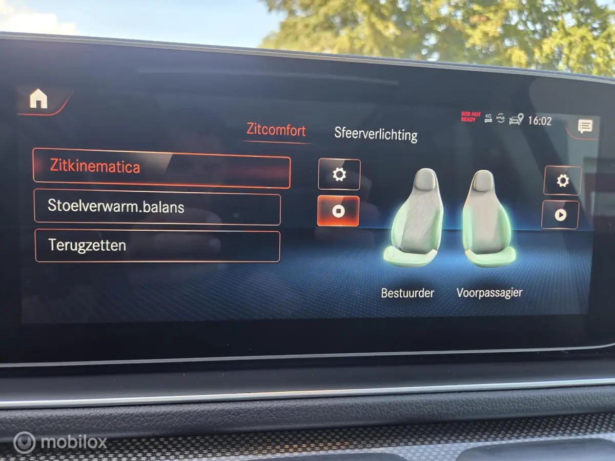 350 de 4MATIC Premium Plus AMG | Pano