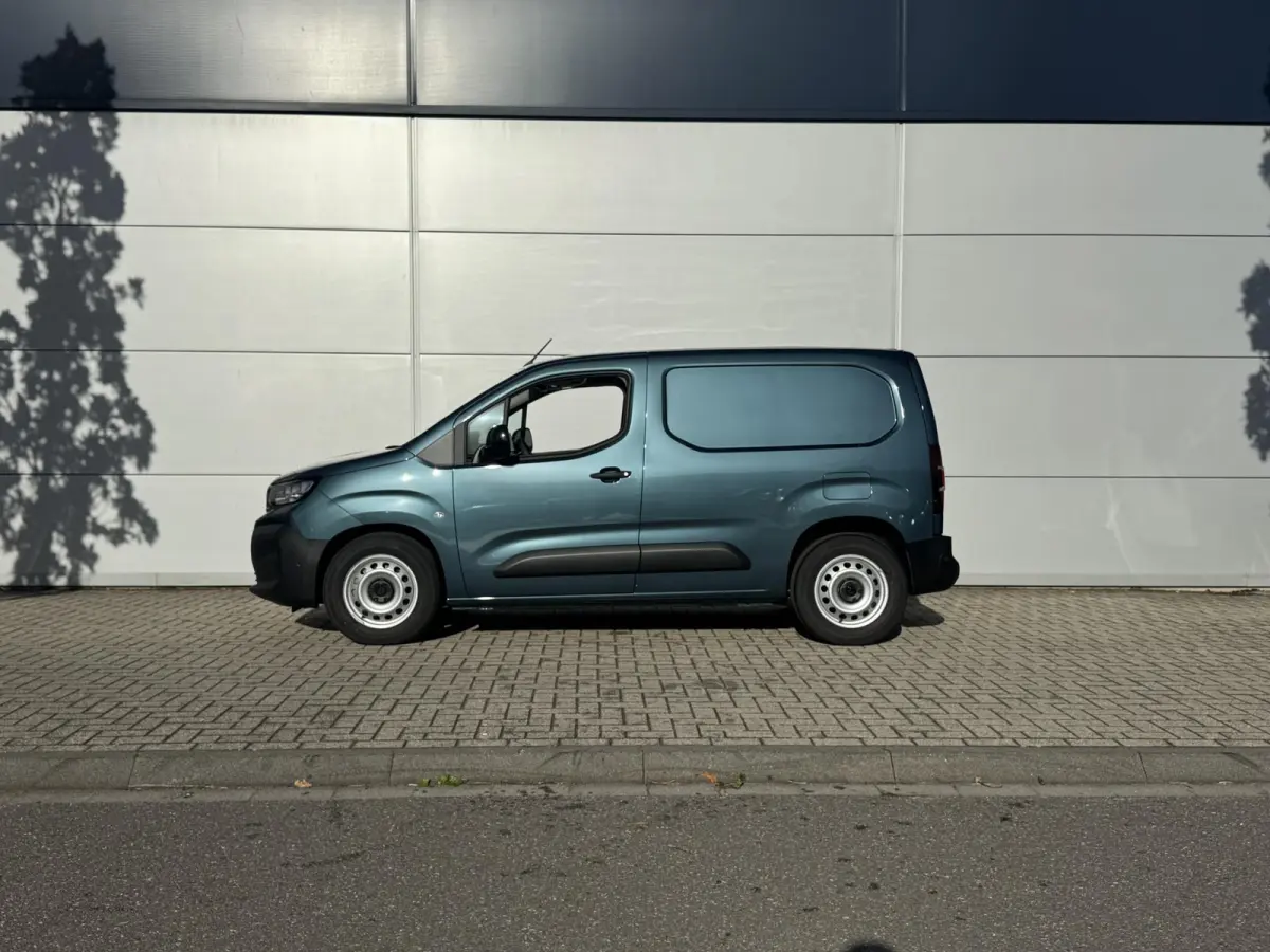 136 L1 Pro Skill 50 kWh | Camera | Houten vloer + zijwanden | Stoelverwarming | Apple Carplay/Android Auto