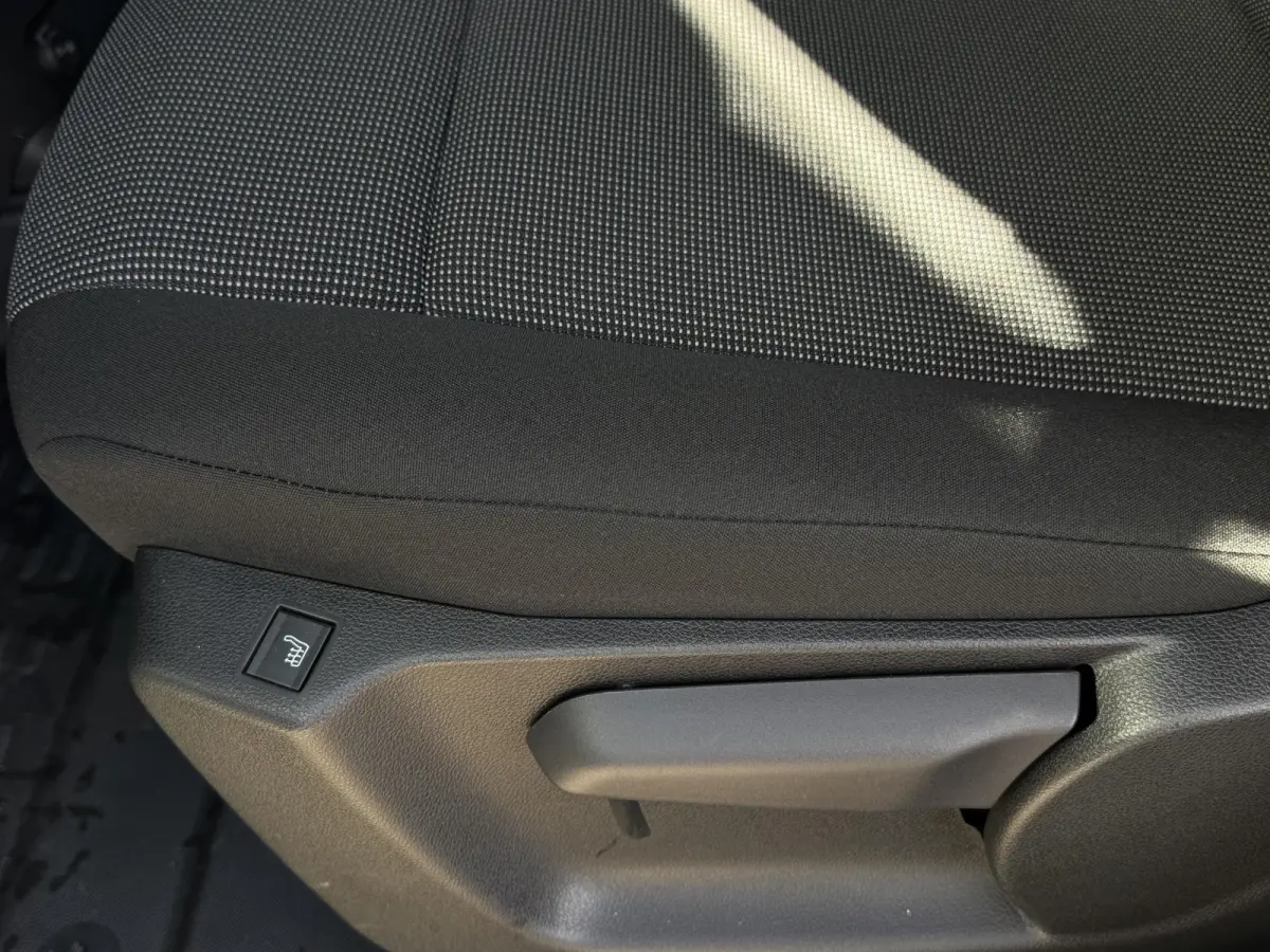 136 L1 Pro Skill 50 kWh | Camera | Houten vloer + zijwanden | Stoelverwarming | Apple Carplay/Android Auto