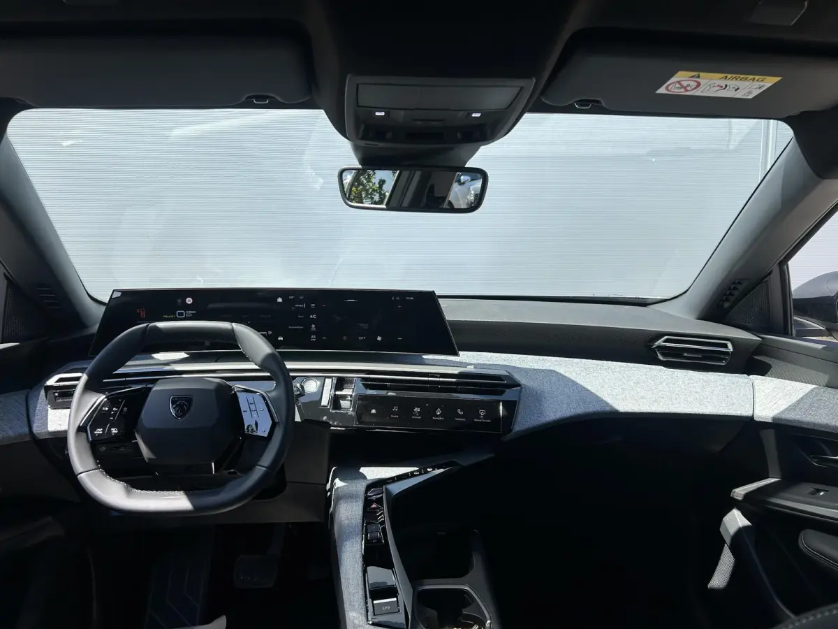 1.6 plug-in Hybrid 195 Allure | Navigatie | 360 camera | Adaptieve Cruise Control | Stuurverwarming