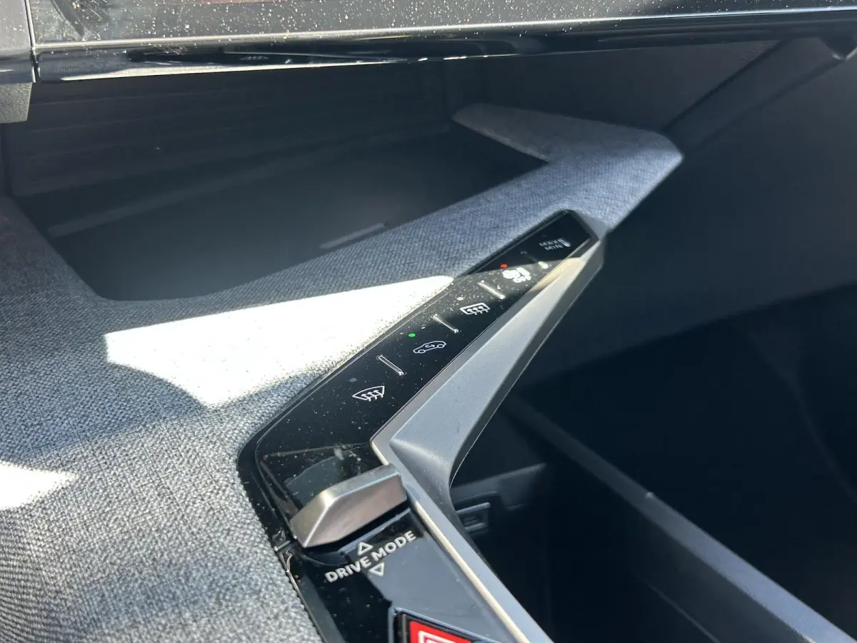 1.6 plug-in Hybrid 195 Allure | Navigatie | 360 camera | Adaptieve Cruise Control | Stuurverwarming