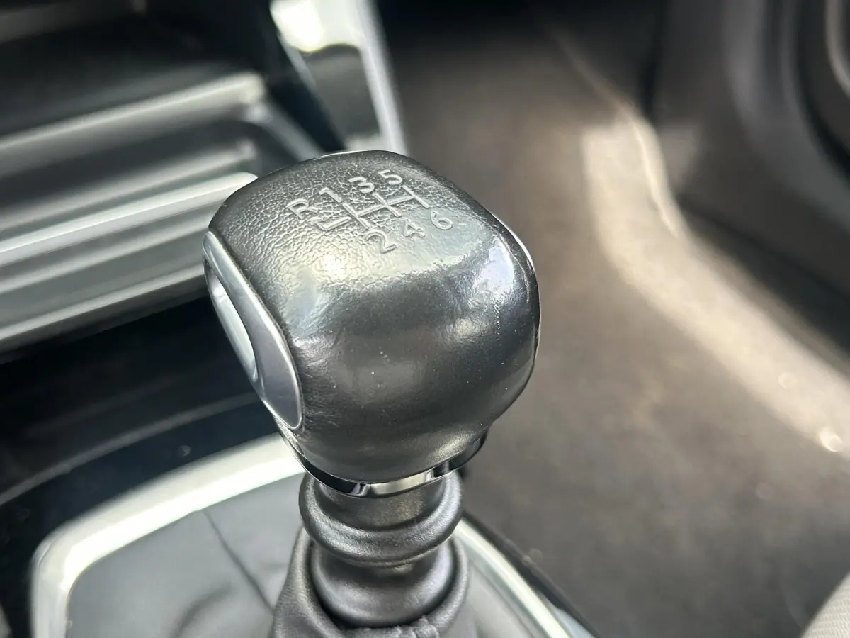 1.2 PureTech Allure | Cruise Control | Camera | Stoelverwarming | Navigatie | Apple Carplay/Android Auto