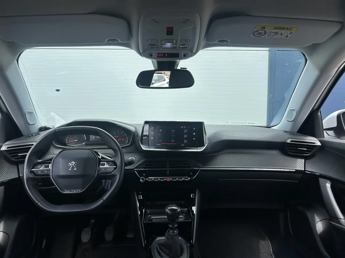 1.2 PureTech Allure | Cruise Control | Camera | Stoelverwarming | Navigatie | Apple Carplay/Android Auto