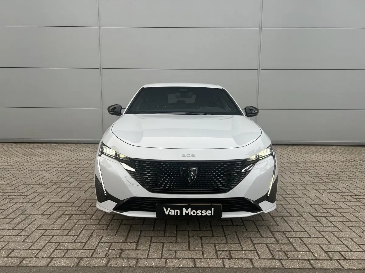 1.2 Mild Hybrid 145 e-DCS6 GT | Automaat | 360 camera | Adaptieve Cruise Control | Navigatie | Apple Carplay/Android Auto | 3D Cockpit | ACTIE MODEL