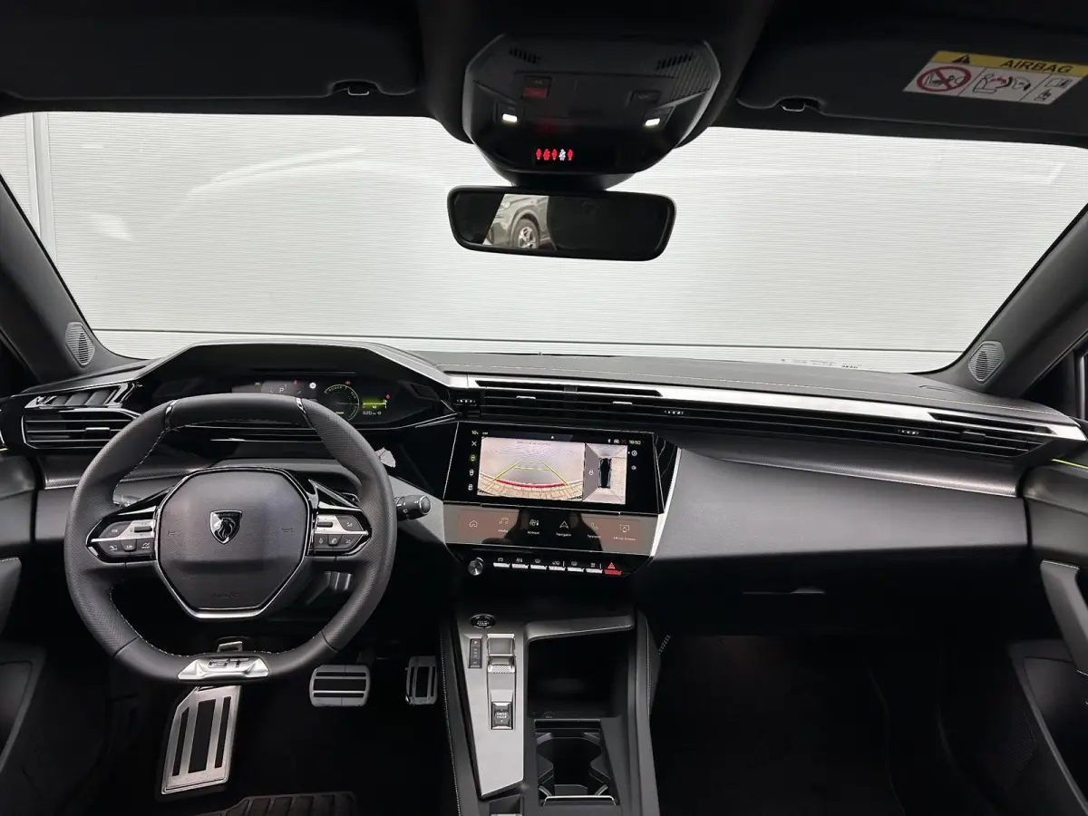 1.2 Mild Hybrid 145 e-DCS6 GT | Automaat | 360 camera | Adaptieve Cruise Control | Navigatie | Apple Carplay/Android Auto | 3D Cockpit | ACTIE MODEL