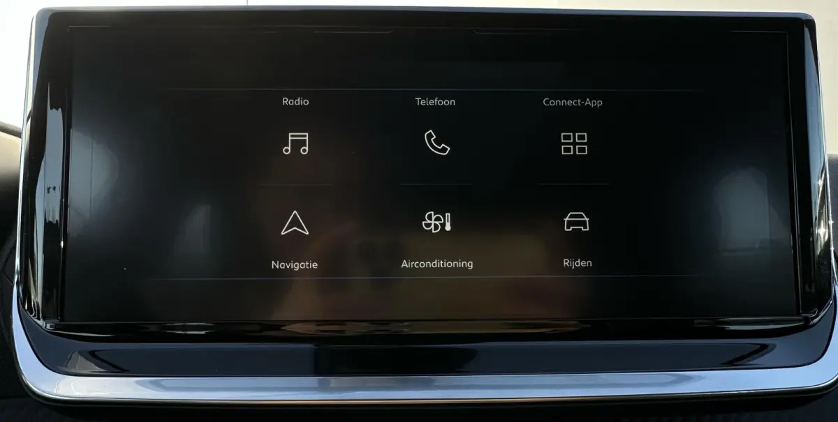 1.2 PureTech 100 Style | Cruise Control | Apple Carplay/Android Auto | Parkeersensoren