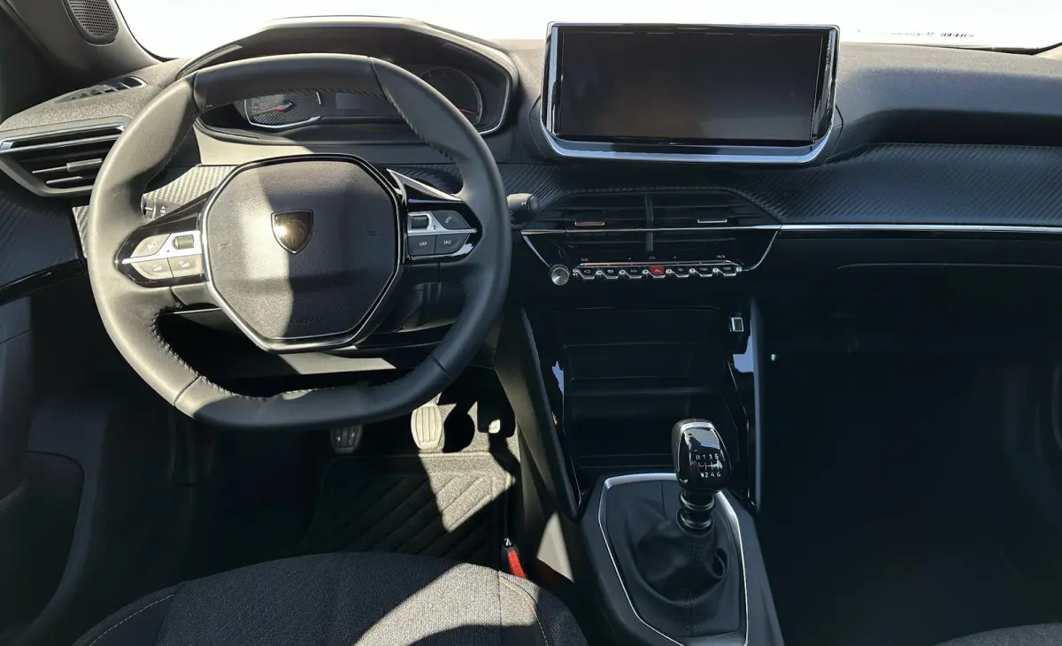 1.2 PureTech 100 Style | Cruise Control | Apple Carplay/Android Auto | Parkeersensoren