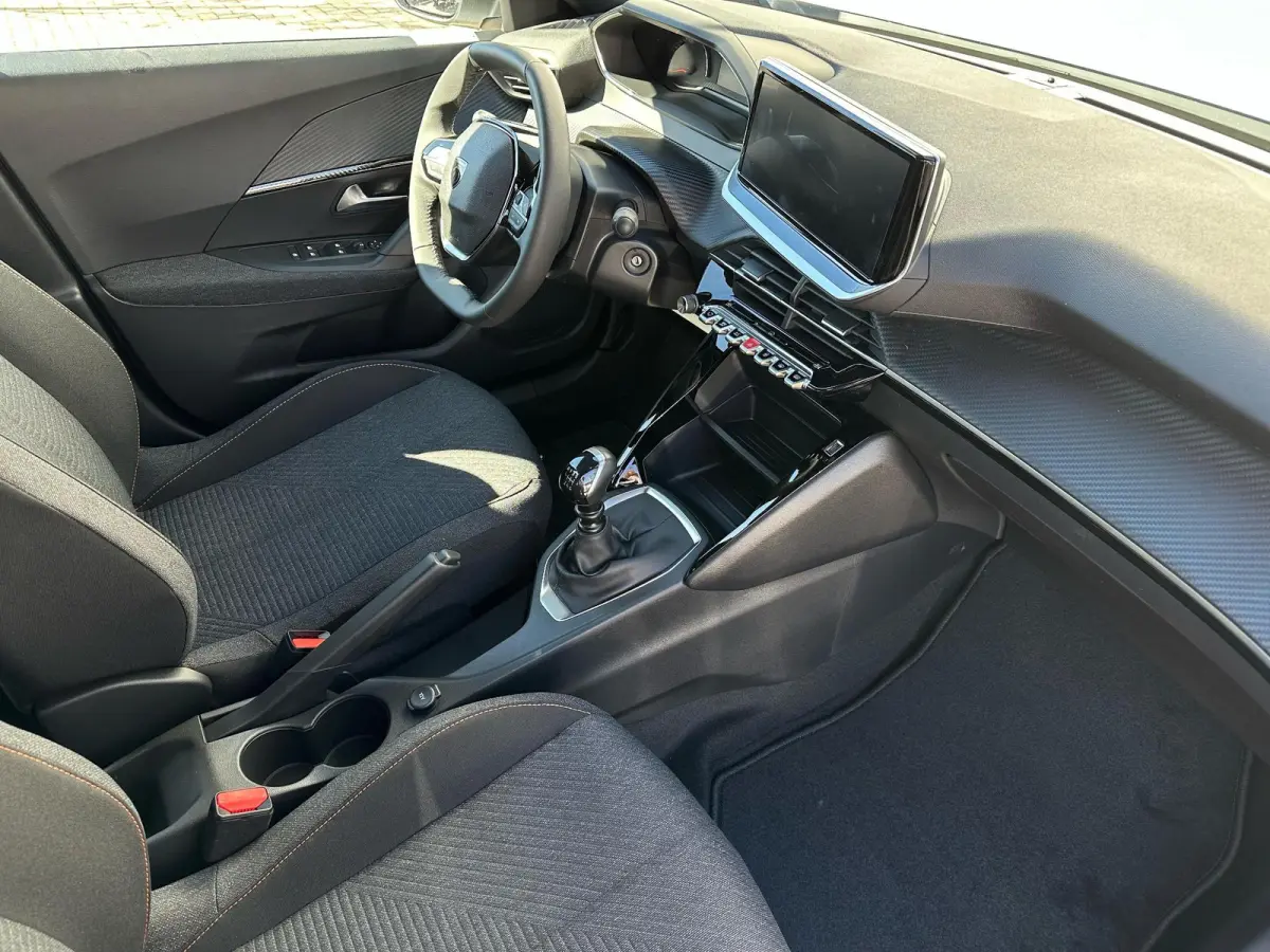 1.2 PureTech 100 Style | Cruise Control | Apple Carplay/Android Auto | Parkeersensoren