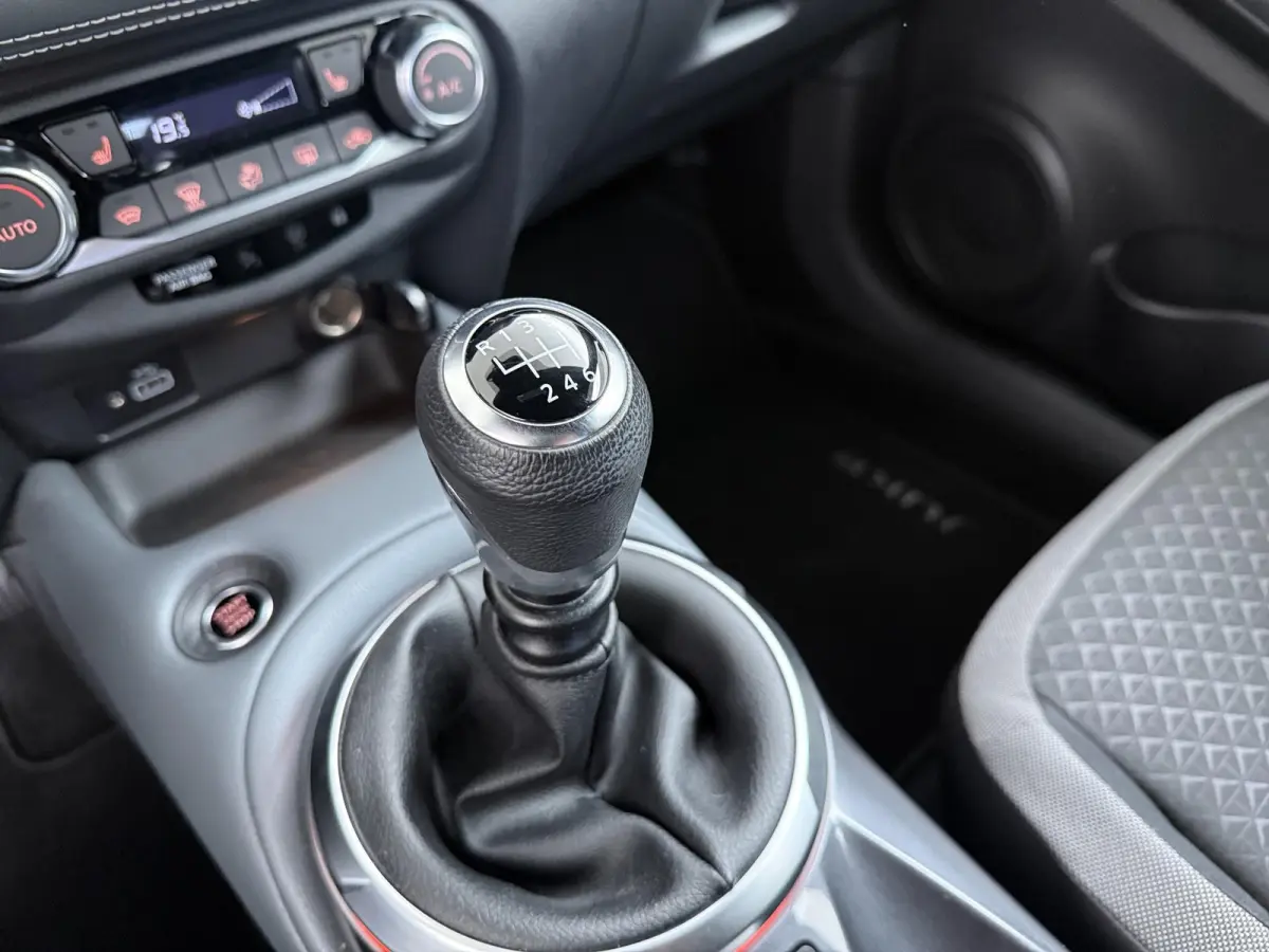 1.0 DIG-T Premiere Edition | Parkeercamera | Stoel- & Voorruitverw. |