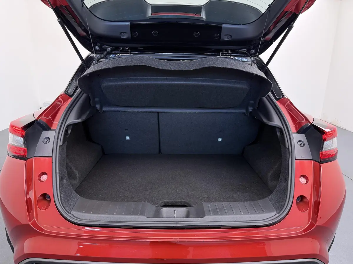 1.0 DIG-T Premiere Edition | Parkeercamera | Stoel- & Voorruitverw. |