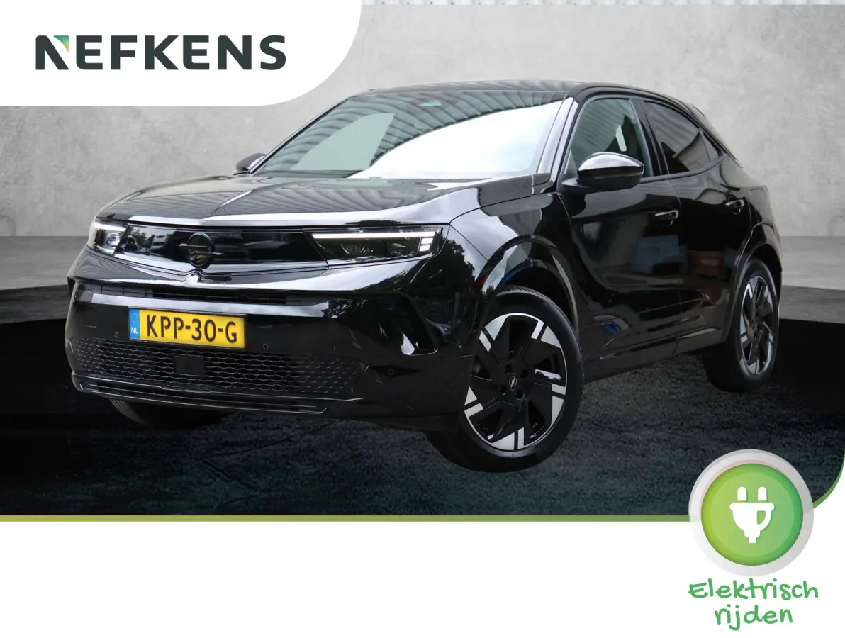 GS 54 kWh 156pk | Accu 97% | LED verlichting | Camera | Navigatie | Black pack | Apple Carplay & Android Auto