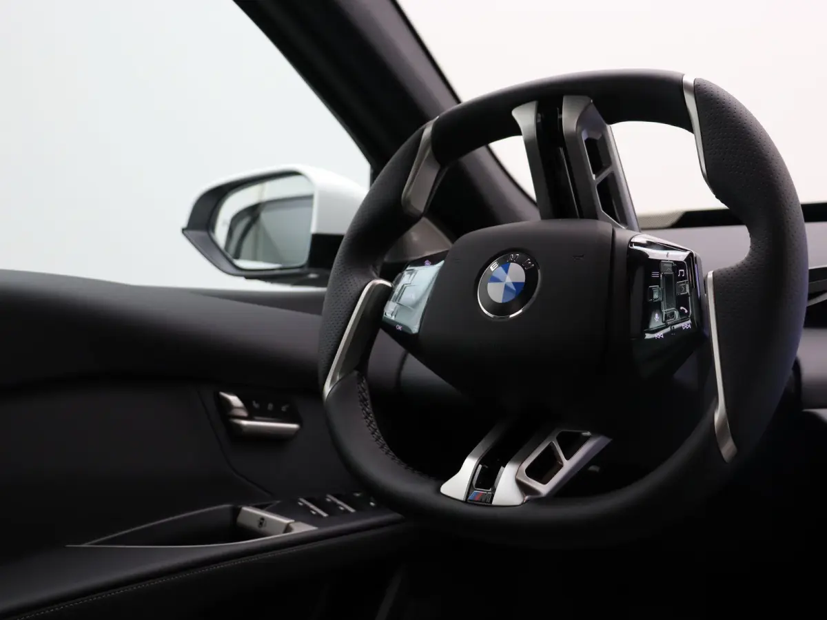 50 xDrive First Edition | M Sportpakket | Innovation Pack | Digital Pack | Harman Kardon
