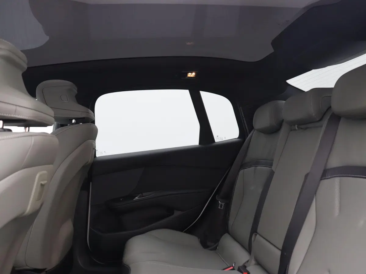 50 xDrive First Edition | M Sportpakket | Innovation Pack | Digital Pack | Harman Kardon