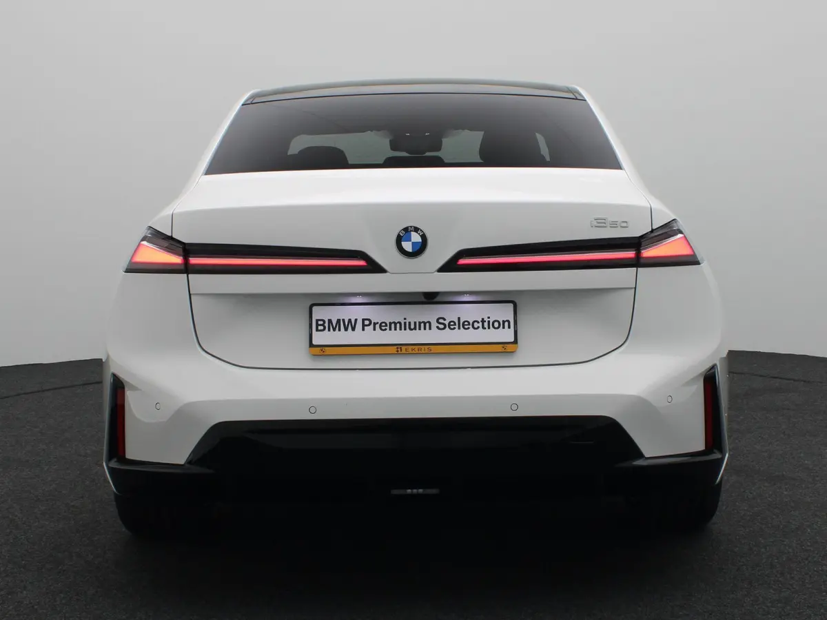 50 xDrive First Edition | M Sportpakket | Innovation Pack | Digital Pack | Harman Kardon