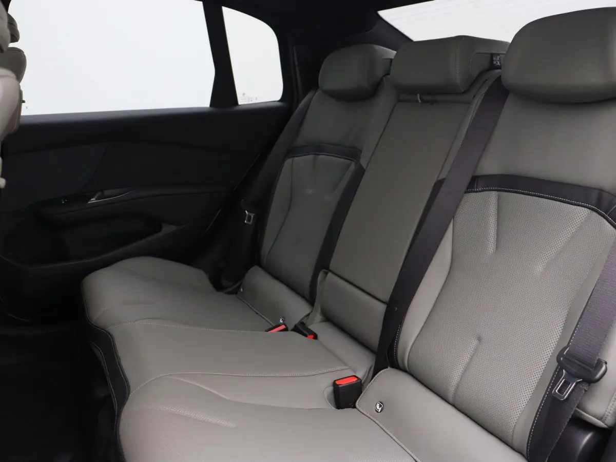 50 xDrive First Edition | M Sportpakket | Innovation Pack | Digital Pack | Harman Kardon