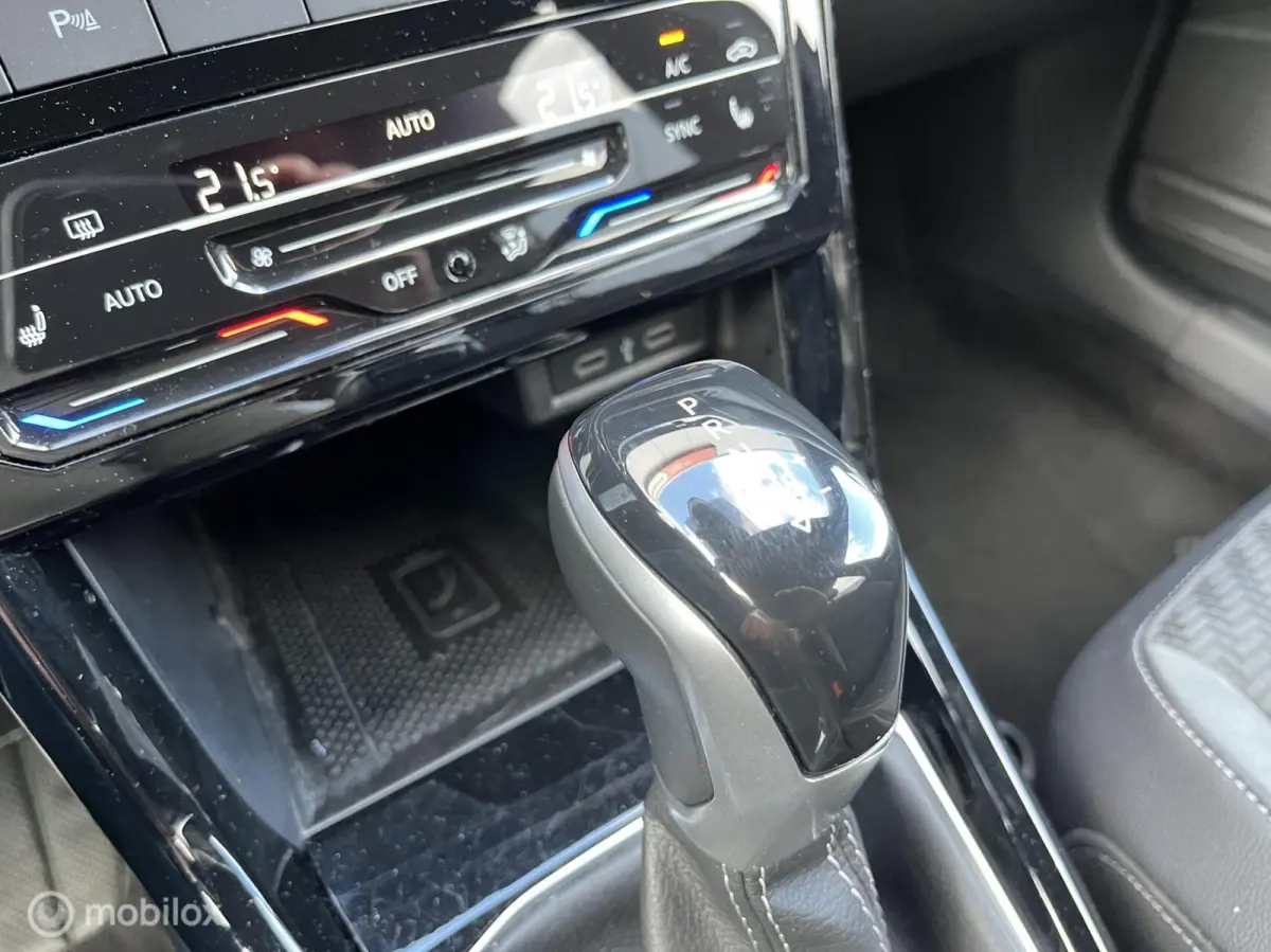 1.0 TSI110 DSG 2X R-line/NAVI/VIRTUALDASH