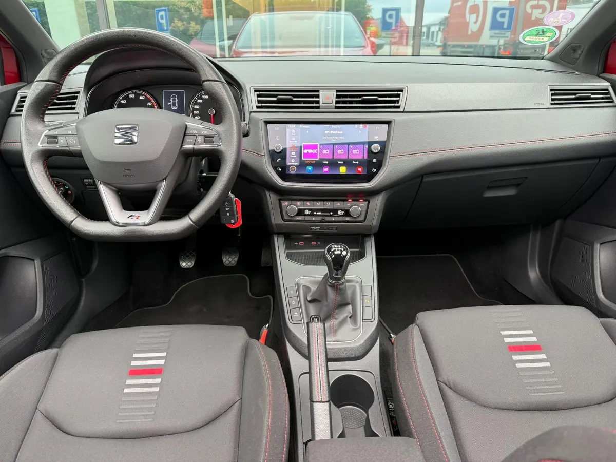 1.0 TSI FR Business Intense - Pano/Schuifdak - Climate - Navi - Org.NL