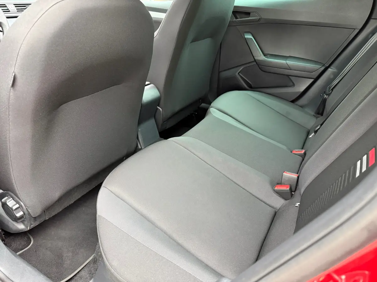 1.0 TSI FR Business Intense - Pano/Schuifdak - Climate - Navi - Org.NL