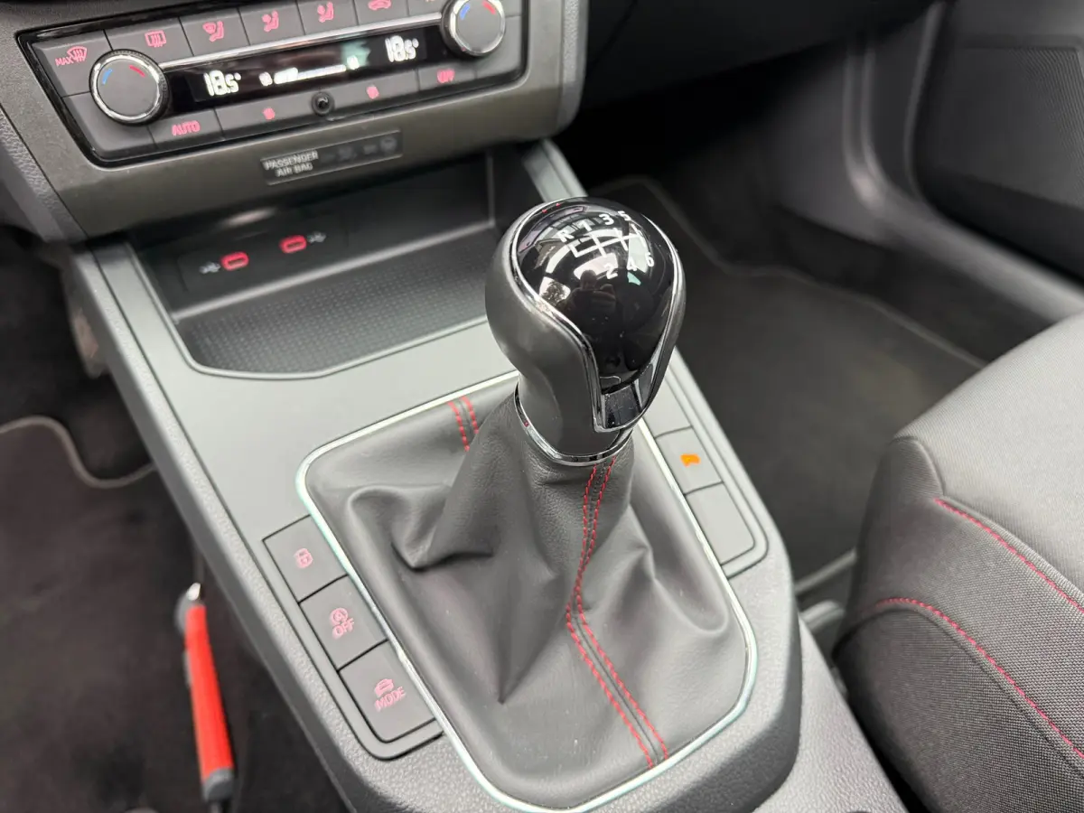 1.0 TSI FR Business Intense - Pano/Schuifdak - Climate - Navi - Org.NL