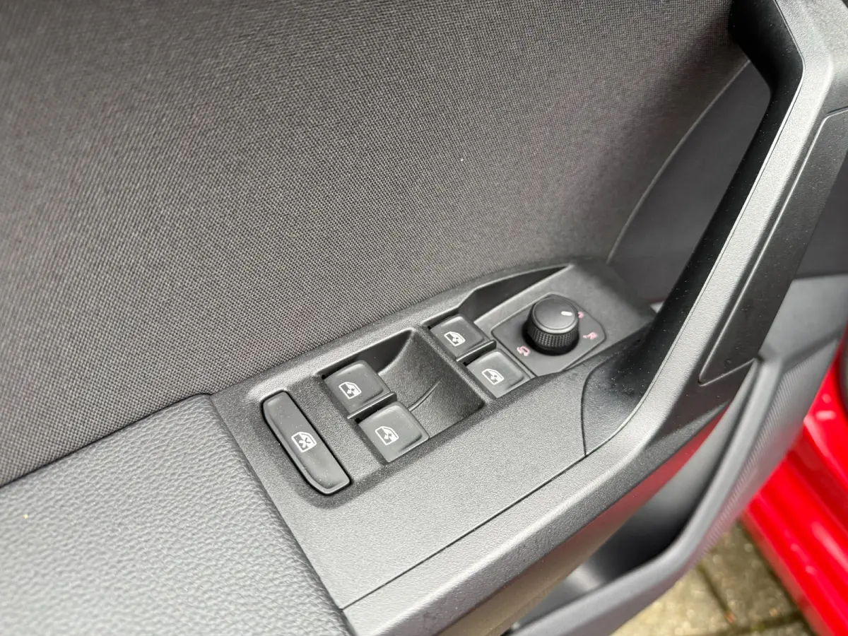 1.0 TSI FR Business Intense - Pano/Schuifdak - Climate - Navi - Org.NL