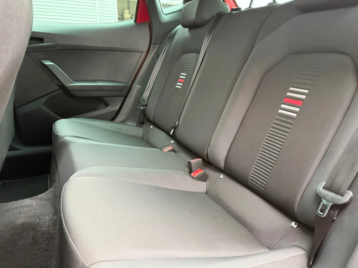 1.0 TSI FR Business Intense - Pano/Schuifdak - Climate - Navi - Org.NL