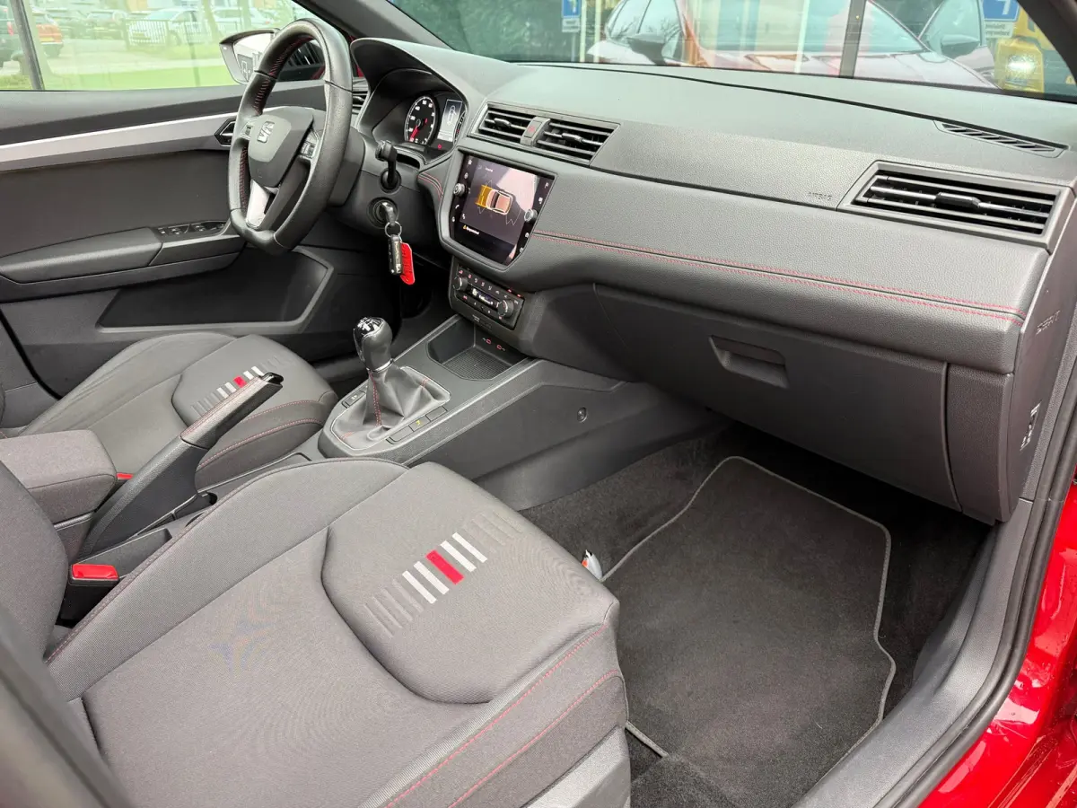 1.0 TSI FR Business Intense - Pano/Schuifdak - Climate - Navi - Org.NL