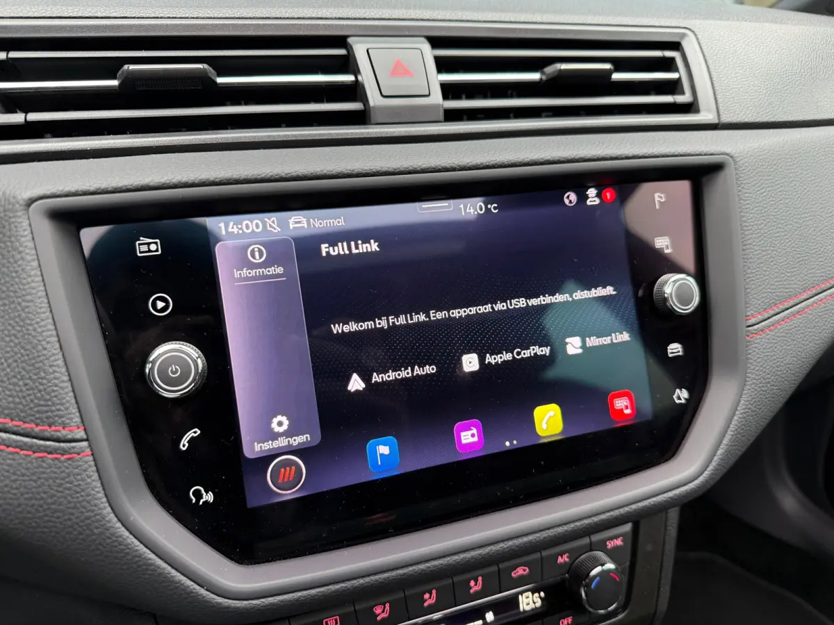 1.0 TSI FR Business Intense - Pano/Schuifdak - Climate - Navi - Org.NL