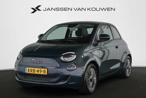 Icon 42 kWh Camera Apple CarPlay Keyless 16"