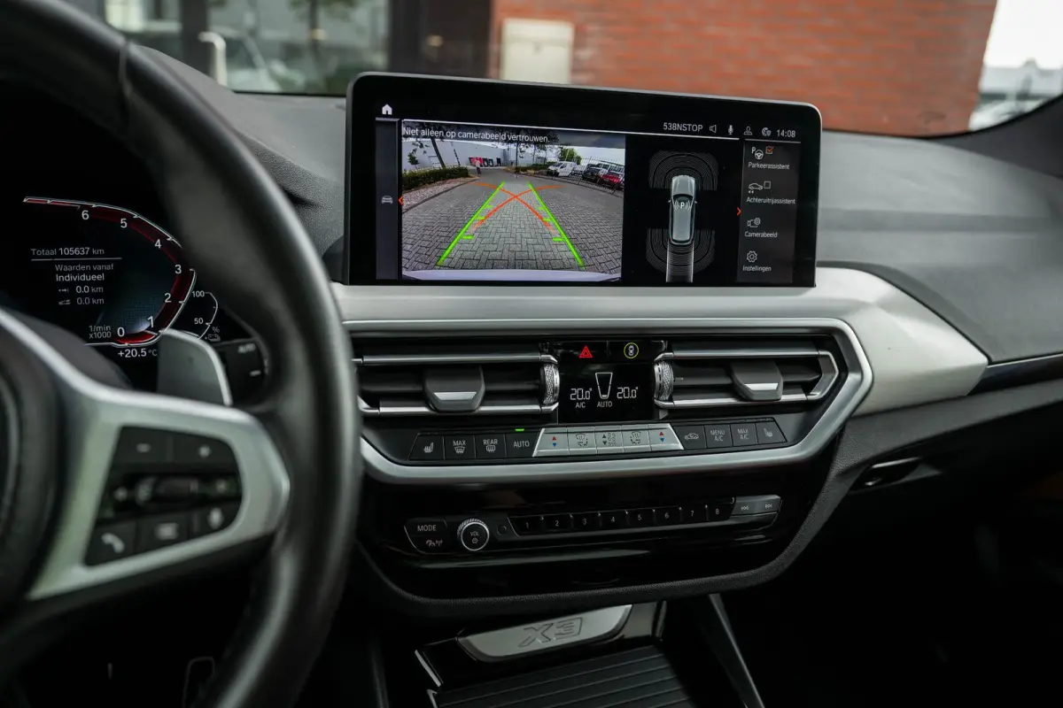 xDrive30e M-Sport Pano HuD Trekhaak Camera 94% SOH