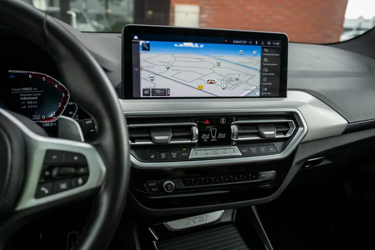 xDrive30e M-Sport Pano HuD Trekhaak Camera 94% SOH