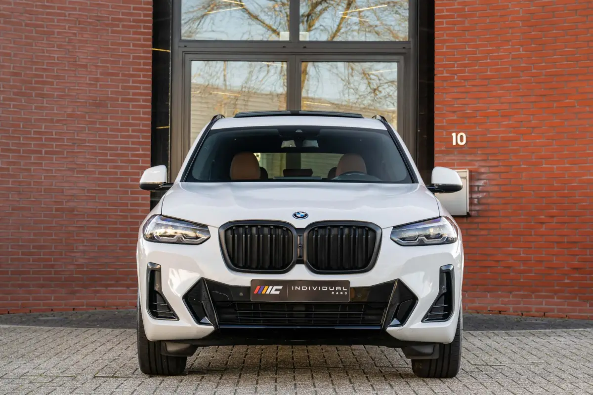 xDrive30e M-Sport Pano HuD Trekhaak Camera 94% SOH