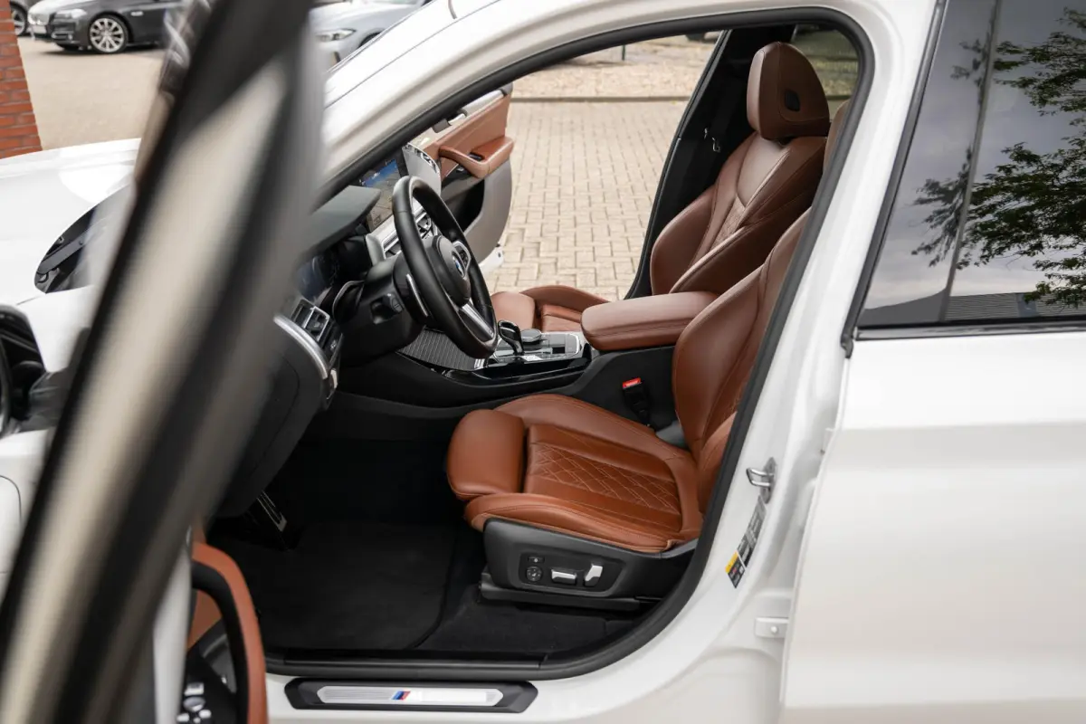 xDrive30e M-Sport Pano HuD Trekhaak Camera 94% SOH