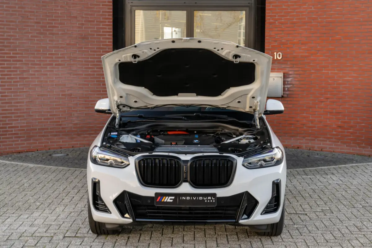 xDrive30e M-Sport Pano HuD Trekhaak Camera 94% SOH