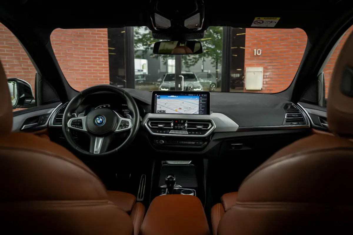 xDrive30e M-Sport Pano HuD Trekhaak Camera 94% SOH
