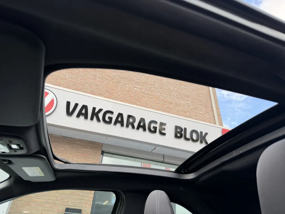 1.0 VVT-i S-CVT Premium | Schuif dak | JBL | Clima | Rijklaar!!