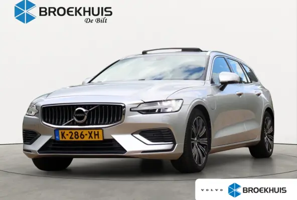 2.0 T8 Twin Engine AWD Momentum Pro | PANODAK | STOEL + STUURVERWARMING | DODE HOEK | ADAPTIVE CRUISE | CAMERA | PARK SENS V+A | ELEKTR. STOEL INCL. MEMORY