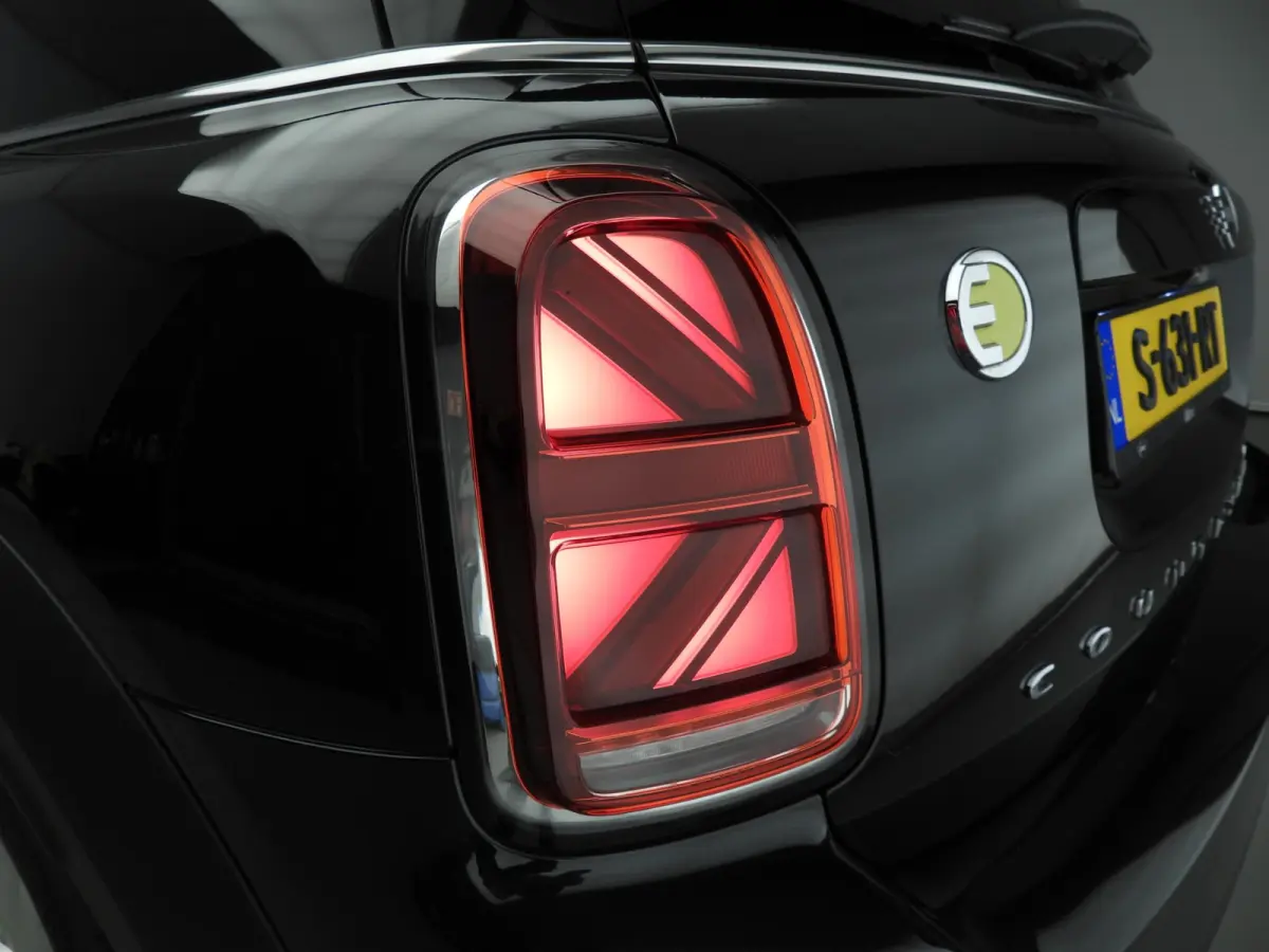 1.5 Cooper ALL4 | LED | Navigatie | Stoelverwarming | Clima | PDC | DAB | SOH 91% | Alu 17 inch