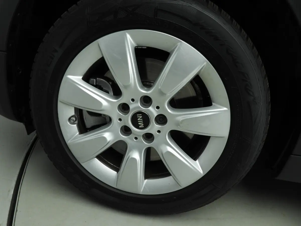 1.5 Cooper ALL4 | LED | Navigatie | Stoelverwarming | Clima | PDC | DAB | SOH 91% | Alu 17 inch