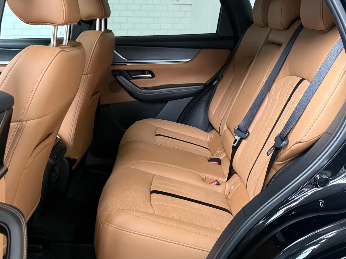2.5 e-SkyActiv PHEV Homura Plus | PANO | BOSE | 20”MATT LMV