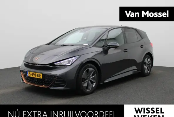 Business 62 kWh AUTOMAAT | CAMERA | ADAPTIEVE CRUISE | STOEL & STUURVERWARMING | NAVIGATIE | APPLE CARPLAY | CLIMA | 12 MAANDEN BOVAG GARANTIE |
