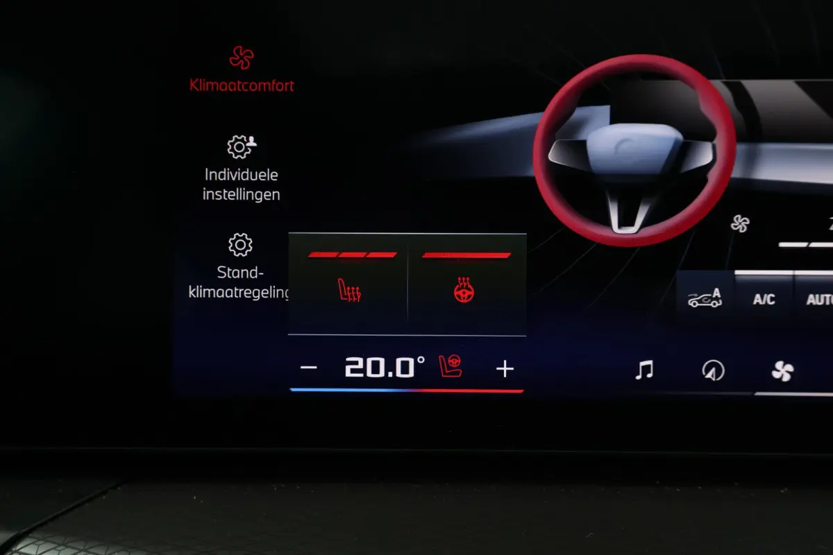 M60 84 kWh | Sport Pakket Pro | Panorama Dak | Harman Kardon | Elektr. Stoelen | Driving Assistant Professional | 20'' LM |