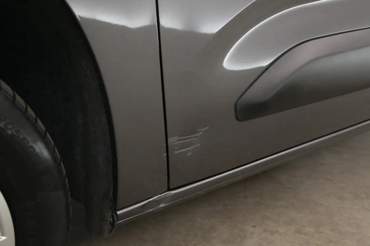 1.5D 102pk | Marge | 3 Zits | Airco | Cruise | Camera | Carplay | Trekhaak | Parkeersens.