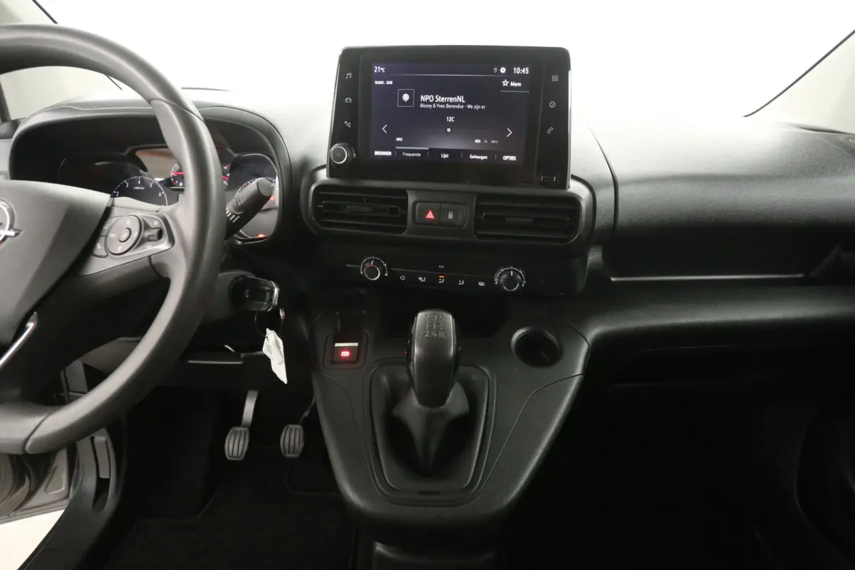 1.5D 102pk | Marge | 3 Zits | Airco | Cruise | Camera | Carplay | Trekhaak | Parkeersens.
