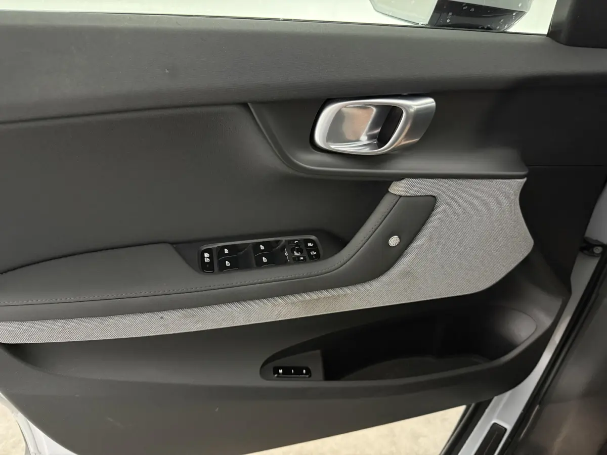 Long Range Dual Motor 78 kWh 408PK | Snelladen | SOH 92% | Virtual | Camera | H/K | Carplay | Memory | Cruise | Stoel/Stuurverw. | NAP