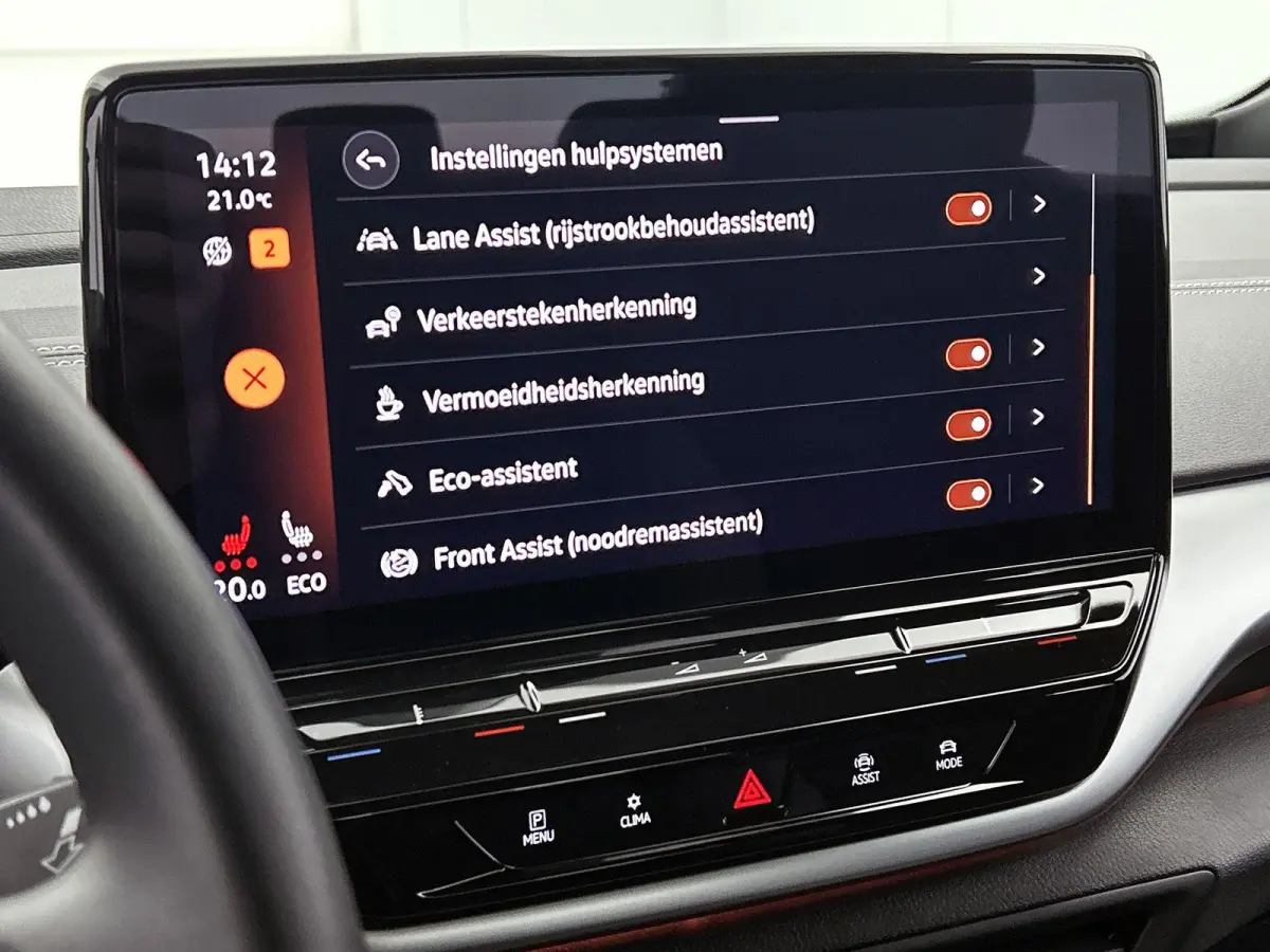 ID.5 Pro Advantage 77 kWh | 174 PK | SoH 97% | Automaat | Parkeersensoren | Airco | All Season Banden