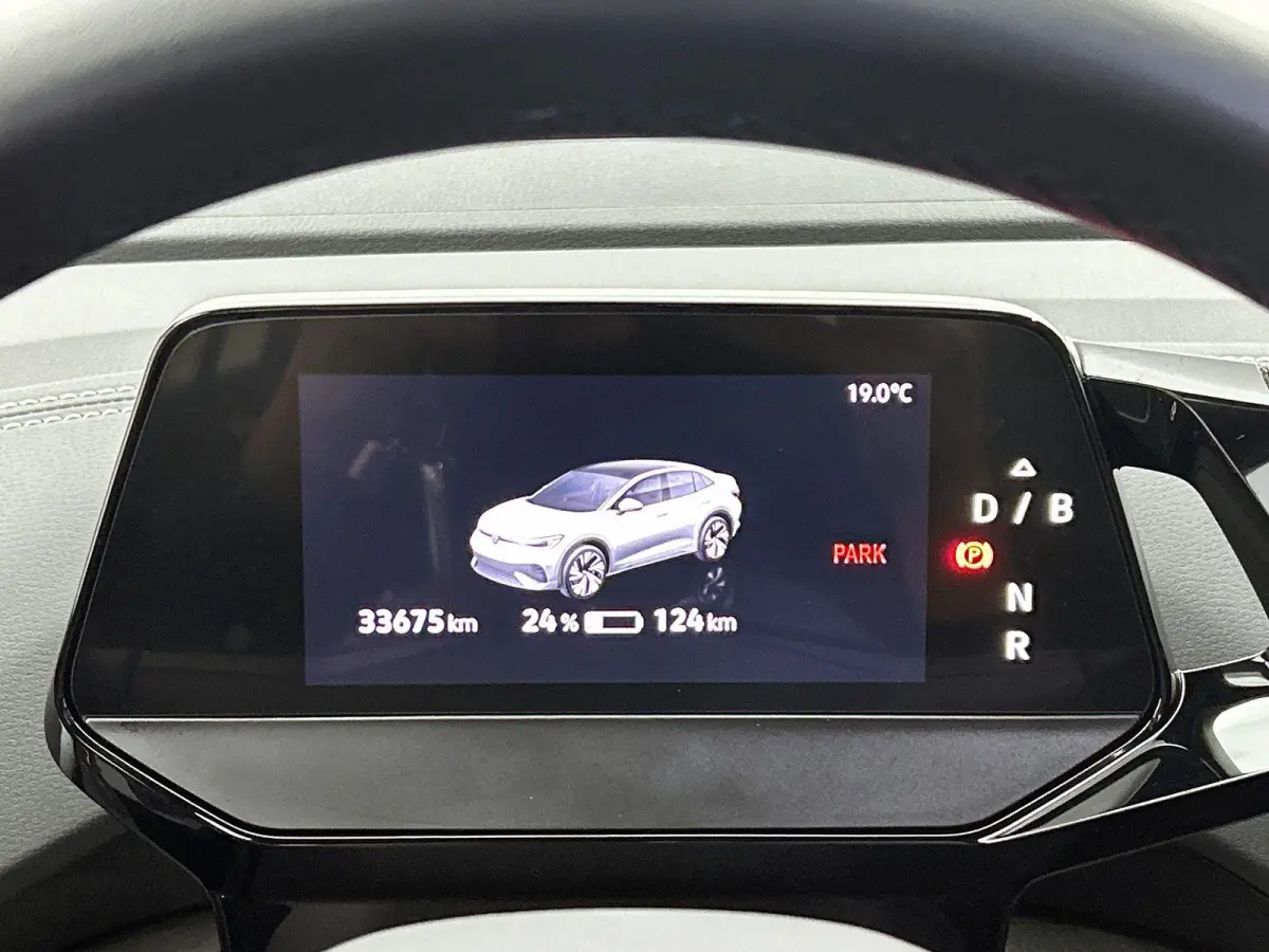 ID.5 Pro Advantage 77 kWh | 174 PK | SoH 97% | Automaat | Parkeersensoren | Airco | All Season Banden