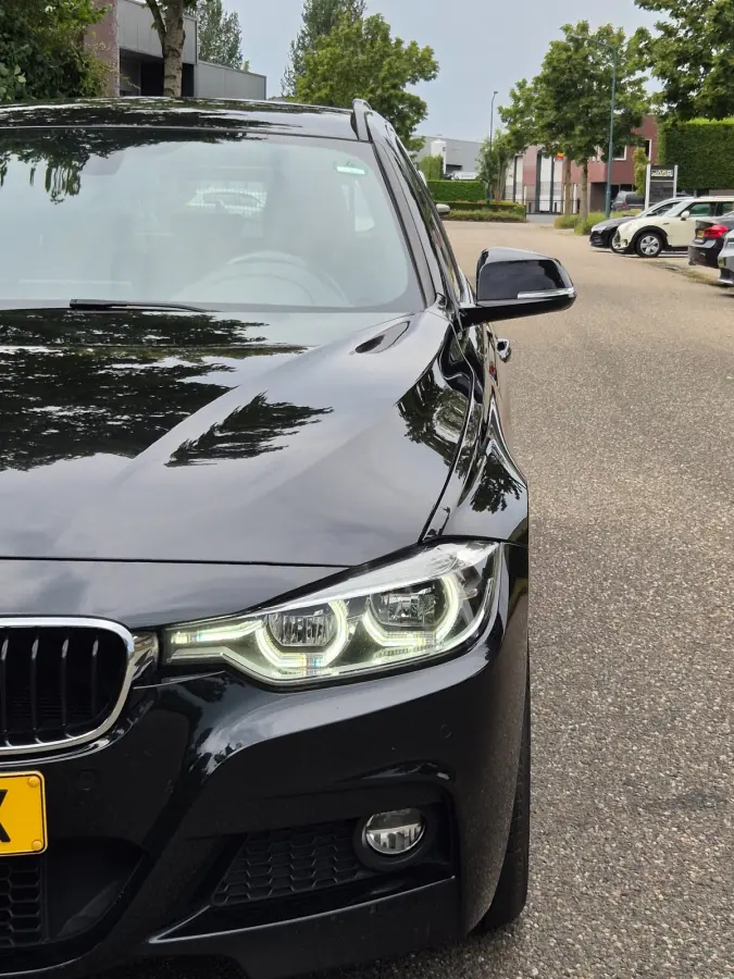 320i High Ex M Sport Touring Apple CarPlay 18inch Velgen NAP NL 100% Onderhouden 2e eigenaar