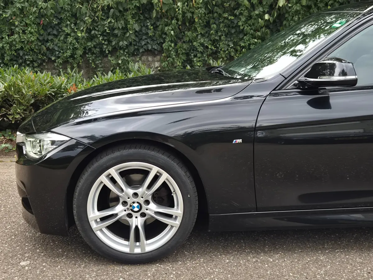 320i High Ex M Sport Touring Apple CarPlay 18inch Velgen NAP NL 100% Onderhouden 2e eigenaar
