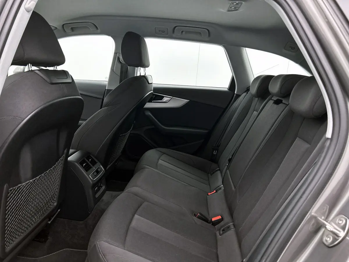 35 TFSI Launch edition Business 150 PK | Automaat | Navigatie | Cruise Control | Parkeersensoren | Audi smartphone interface | Lichtmetalen velgen |
