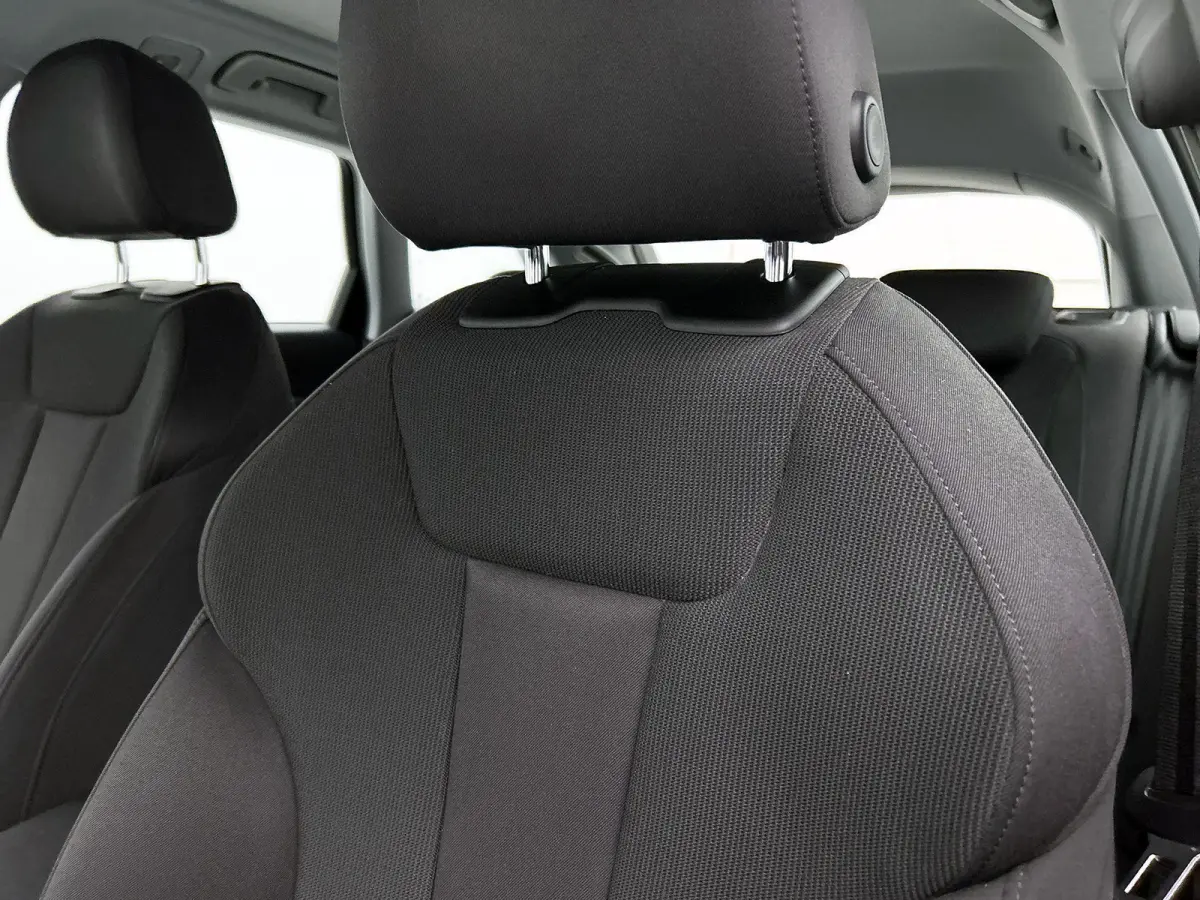 35 TFSI Launch edition Business 150 PK | Automaat | Navigatie | Cruise Control | Parkeersensoren | Audi smartphone interface | Lichtmetalen velgen |